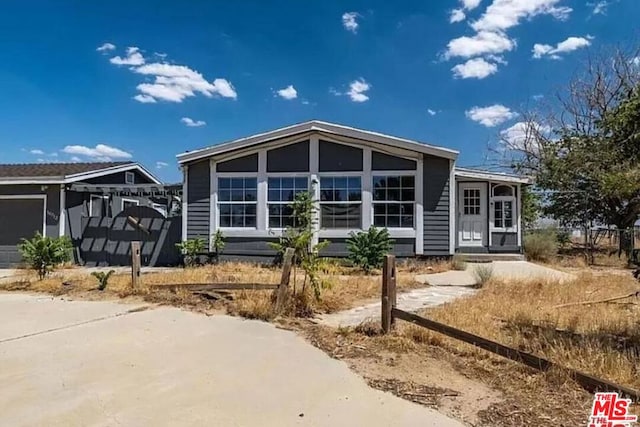 view of manufactured / mobile home