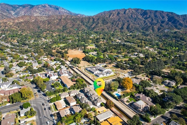 bird's eye view featuring a mountain view