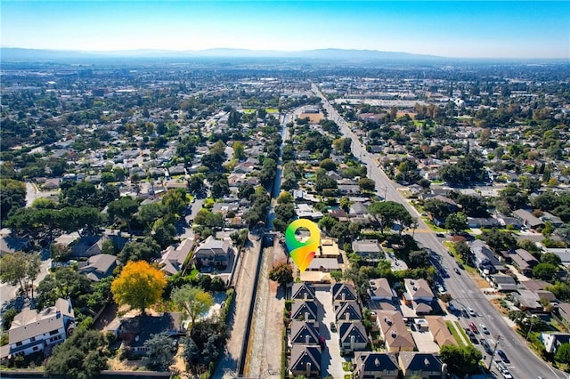 bird's eye view with a mountain view