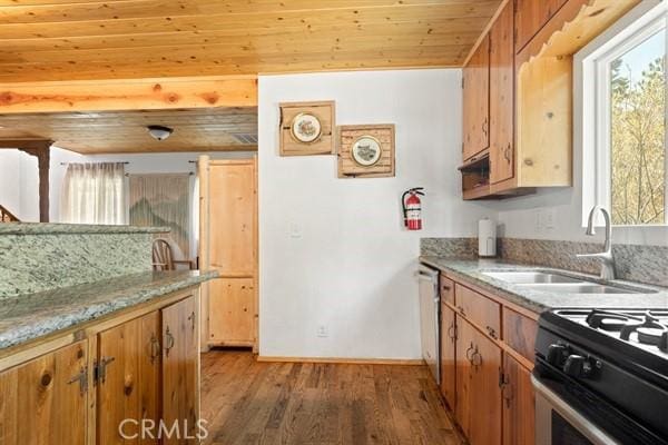 33544 Green Valley Lake Rd, Green Valley Lake, CA 92341 - kitchen with wood ceiling, a sink, light wood-style flooring, plenty of natural light, and baseboards
