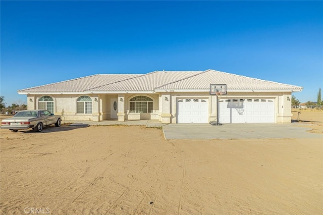 view of front of house featuring a garage