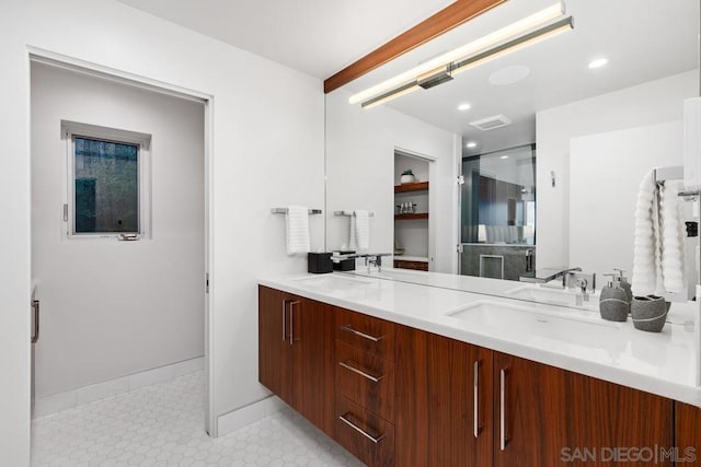 bathroom with vanity