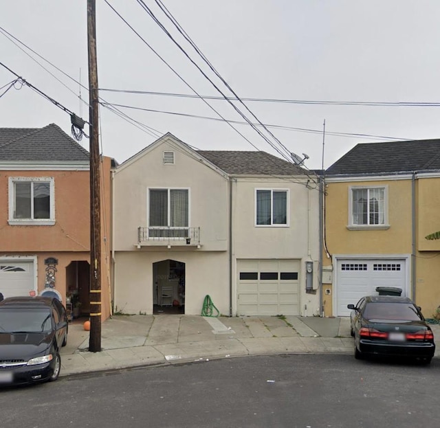 view of townhome / multi-family property