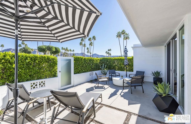 view of patio / terrace featuring outdoor lounge area