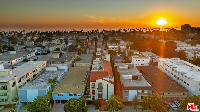 view of aerial view at dusk