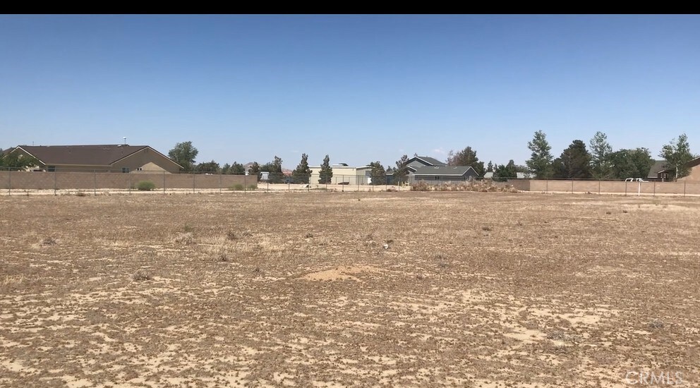 7603 Birch St, Rosamond, CA 93560 - photo 2