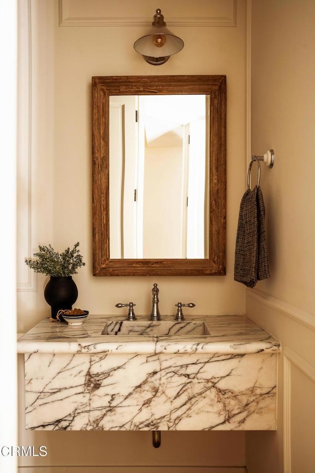 bathroom featuring vanity