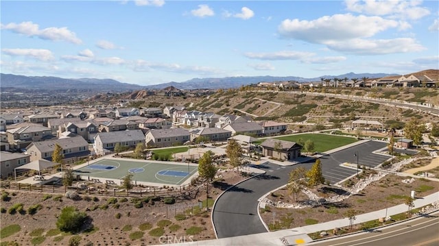 bird's eye view featuring a mountain view