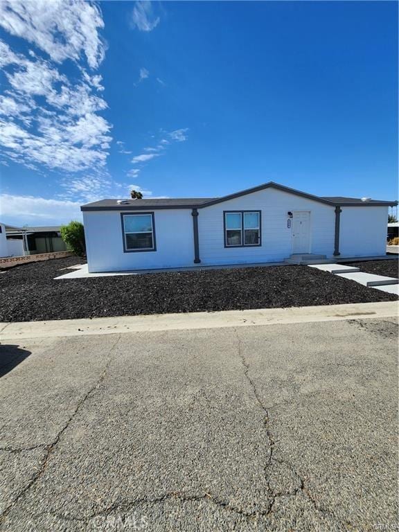 view of front of home