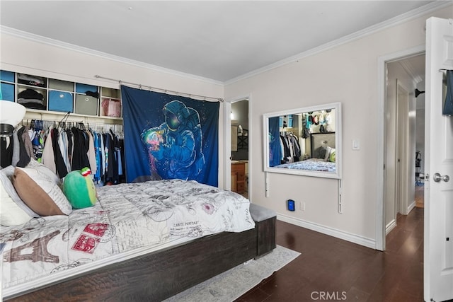 806 Coriander Dr Unit G, Torrance, CA 90502 - bedroom featuring ornamental molding, wood finished floors, and a closet
