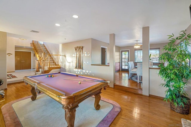 recreation room with ceiling fan, wood-type flooring, and billiards