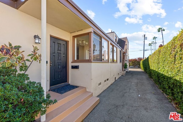 view of property entrance