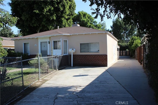 view of front of property