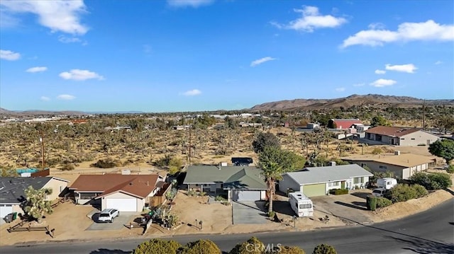 bird's eye view featuring a mountain view