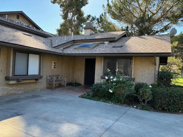 view of front of house featuring a patio