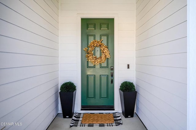 view of property entrance