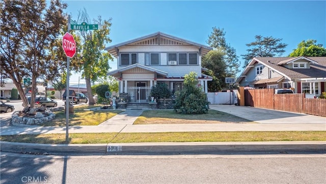 view of front of home featuring a porch