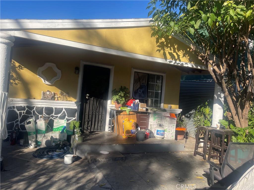 doorway to property featuring a patio