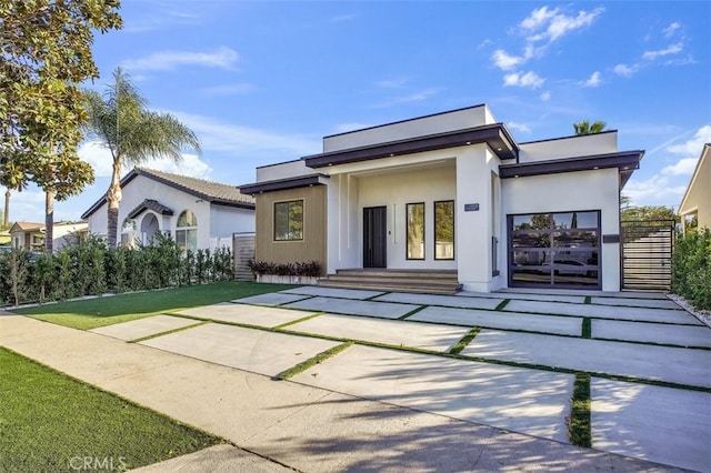 view of front of house featuring a patio area