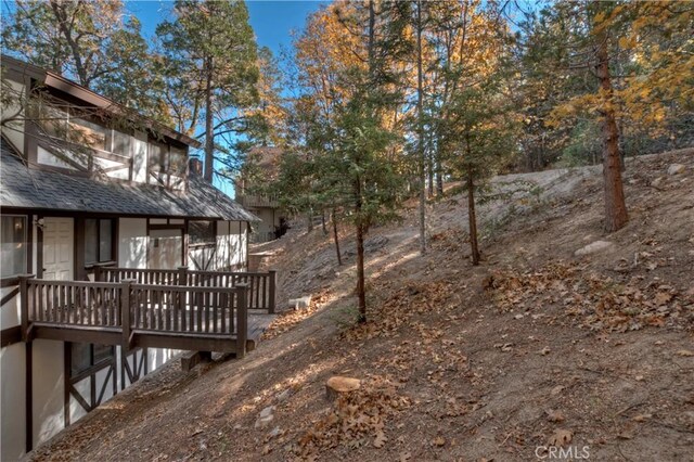27538 W Shore Rd, Lake Arrowhead, CA 92352 - view of yard featuring a wooden deck