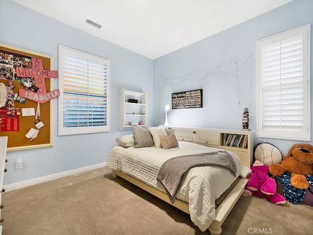 bedroom featuring carpet floors