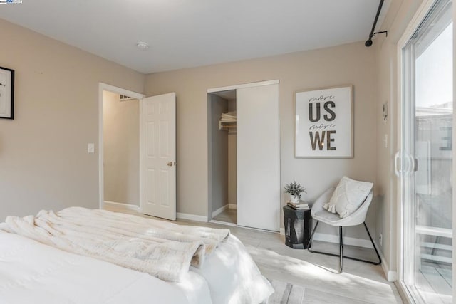 bedroom with a closet