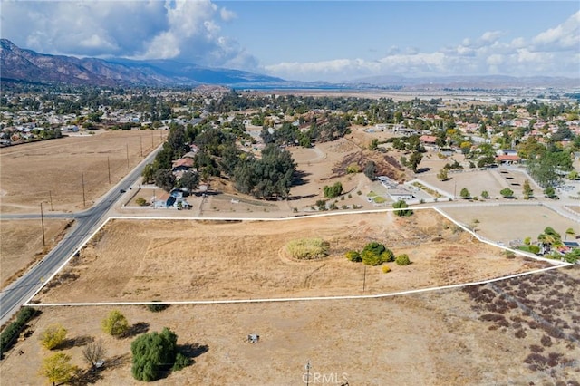 Listing photo 3 for 20980 Palomar St, Wildomar CA 92595