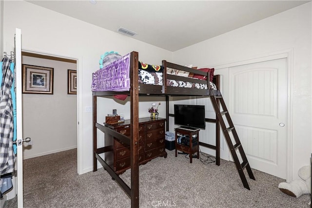 bedroom with carpet flooring