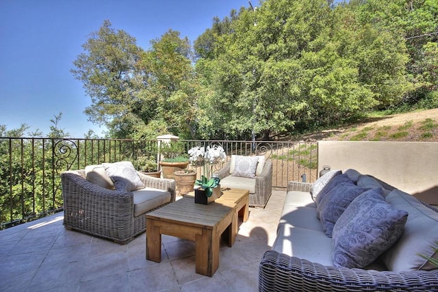 view of patio / terrace featuring outdoor lounge area