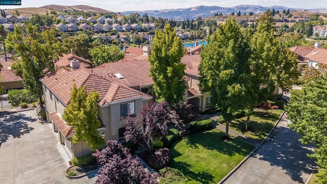 bird's eye view featuring a mountain view