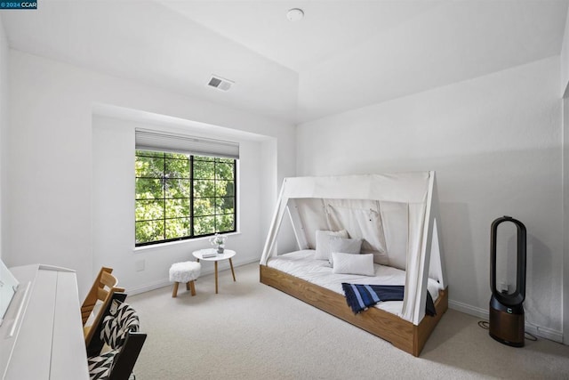 bedroom featuring carpet floors