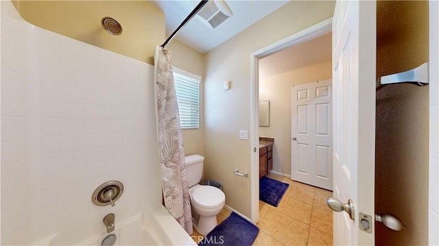 full bathroom featuring toilet, shower / bath combo, vanity, and tile patterned floors