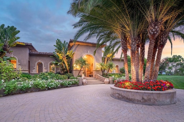 view of mediterranean / spanish-style home