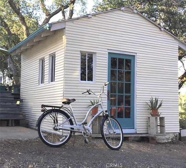 view of side of property