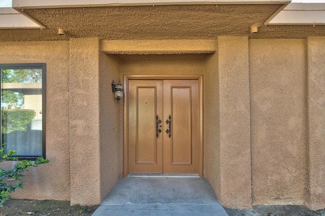 view of property entrance