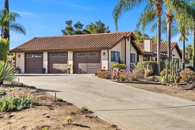 view of front of house featuring a garage