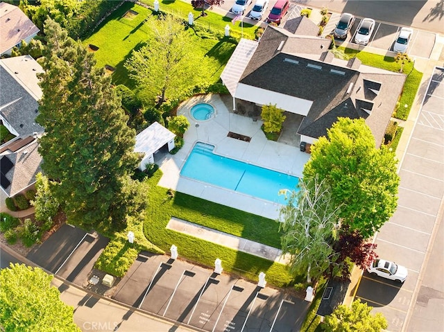 511 Montgomery, Paradise, CA 95969 - bird's eye view of a pool area