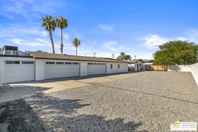 view of front facade with a garage