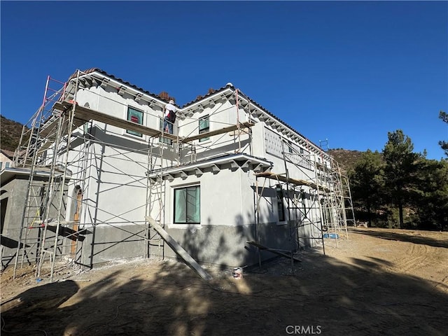 view of home's exterior