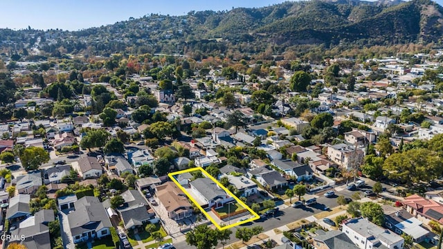 bird's eye view featuring a mountain view