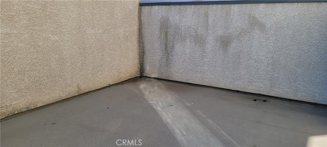 905 S 2nd St Unit D, Alhambra, CA 91801 - empty room with finished concrete flooring