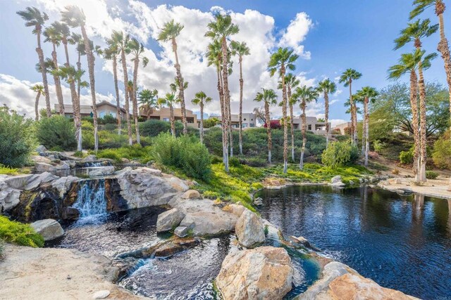 2842 Fonts Point Dr, Borrego Springs, CA 92004 - surrounding community with a garden pond