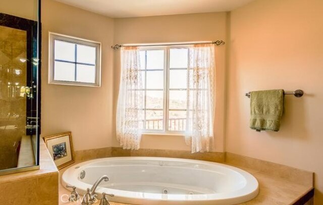 2034 Virazon Dr, La Habra Heights, CA 90631 - full bathroom featuring a jetted tub