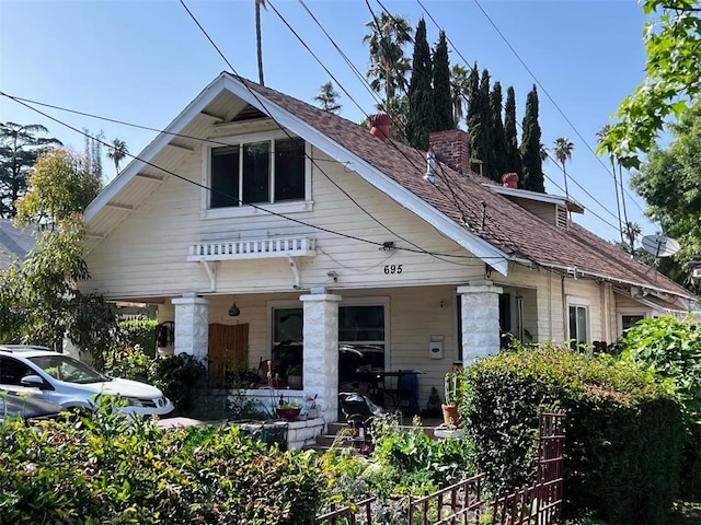 view of front facade featuring a porch