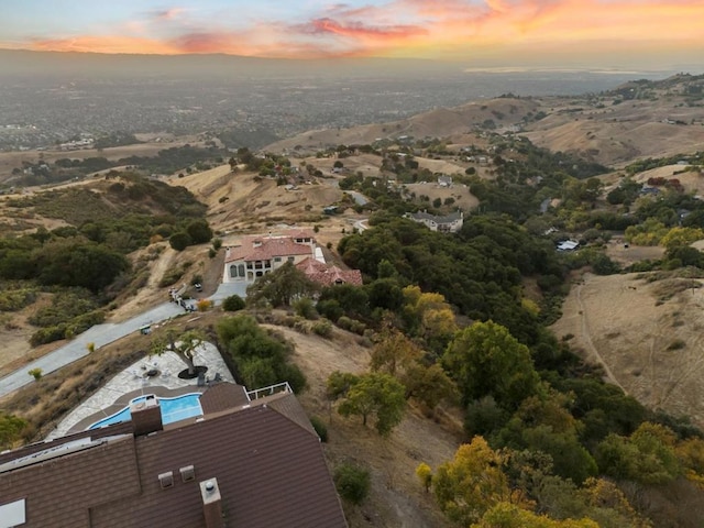 view of aerial view at dusk