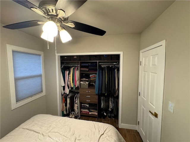 bedroom with ceiling fan