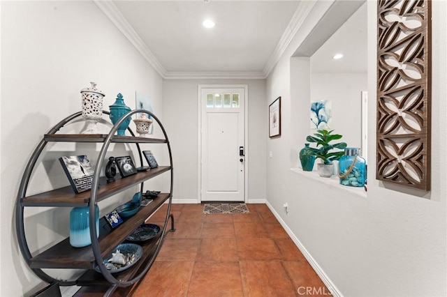 foyer featuring ornamental molding