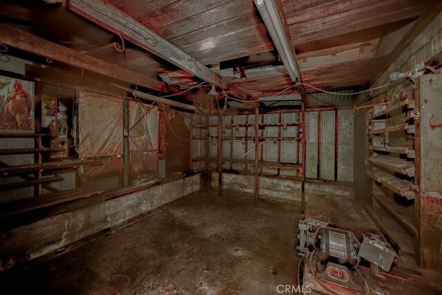 view of unfinished below grade area