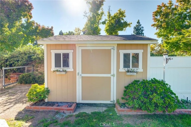 view of outbuilding