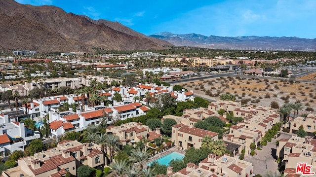 bird's eye view with a mountain view